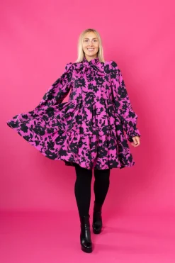 Dishy Dress - Pinkki Kukka