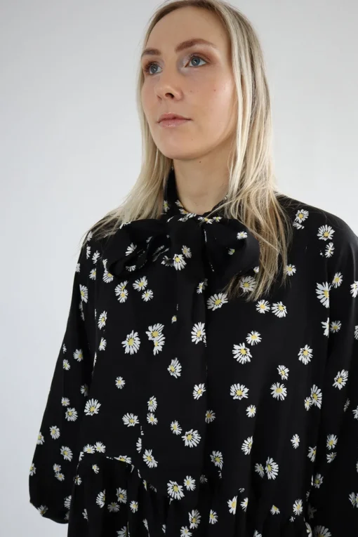 Flowy Dress Long - Daisy Black