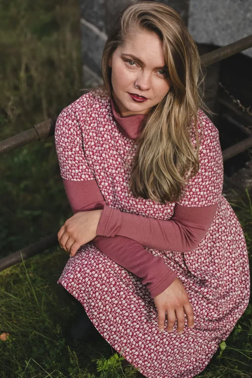 KOTVA T-paitamekko - Kedolla Vadelma