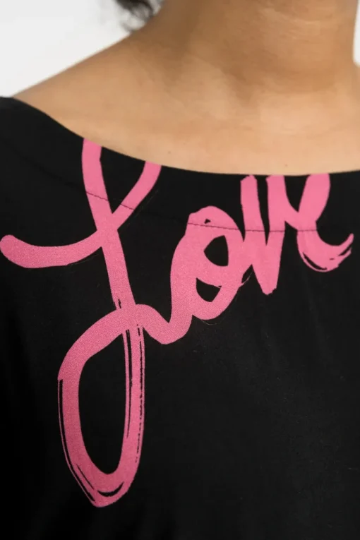 Livia - Love Musta